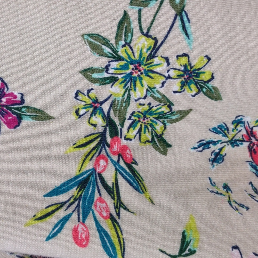 Time And Tru Women's All Cotton Elbow Sleeve Scoop Neck Floral Pullover Tee - Picture 6 of 9